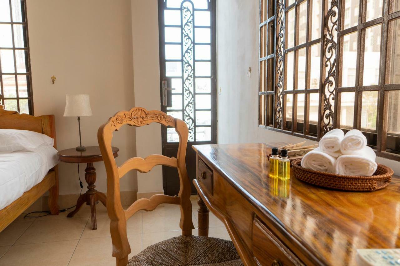 Villa Paradiso Phnom Penh Esterno foto