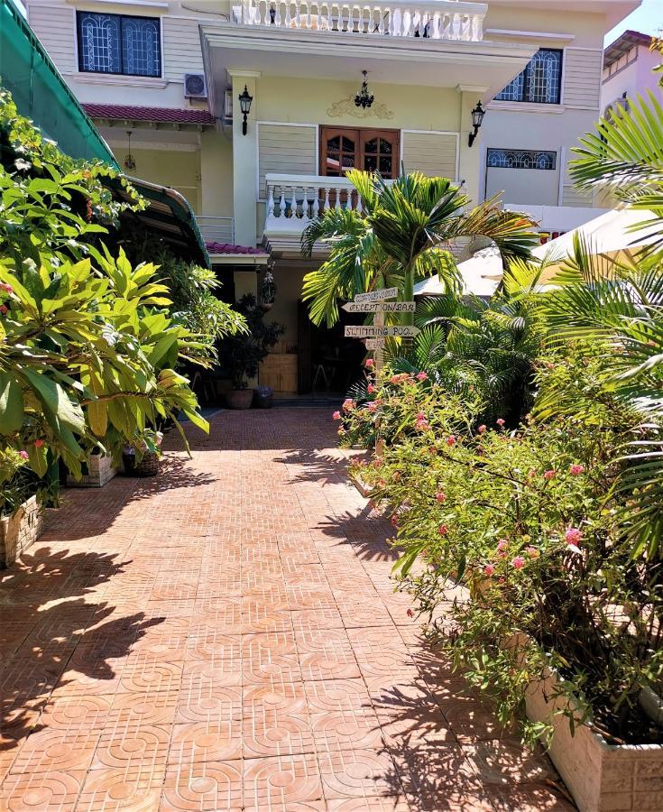 Villa Paradiso Phnom Penh Esterno foto